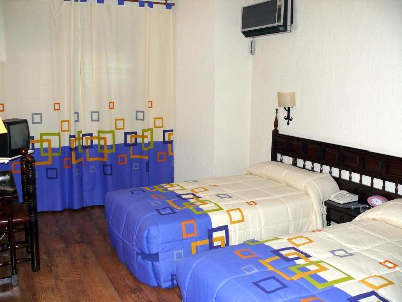 Hotel Restaurante Las Galias Zuera Δωμάτιο φωτογραφία